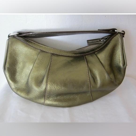 CALVIN KLEIN SMALL PLEATED METALLIC PEWTER FAUX LEATHER HANDBAG - NWOT - Picture 1 of 5